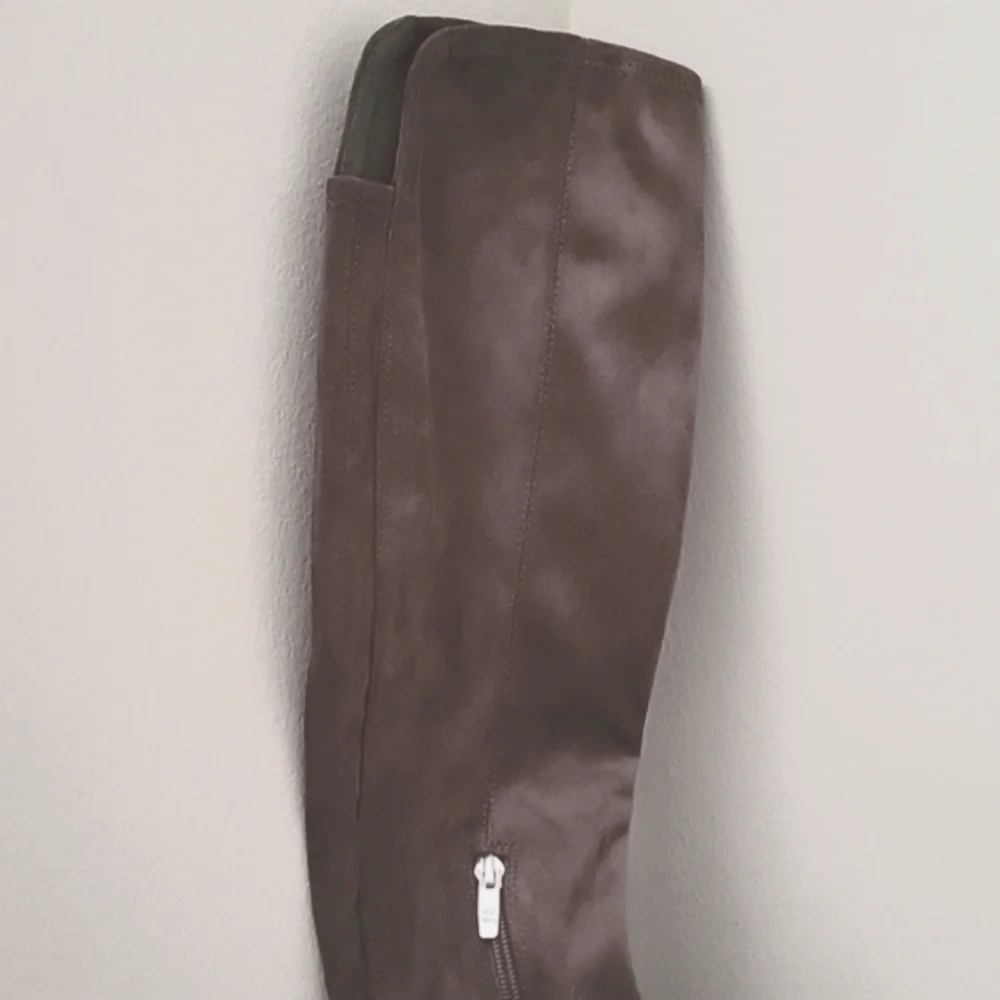 Marc Fisher NWT Inspect Over The Knee Boots Size 5.5